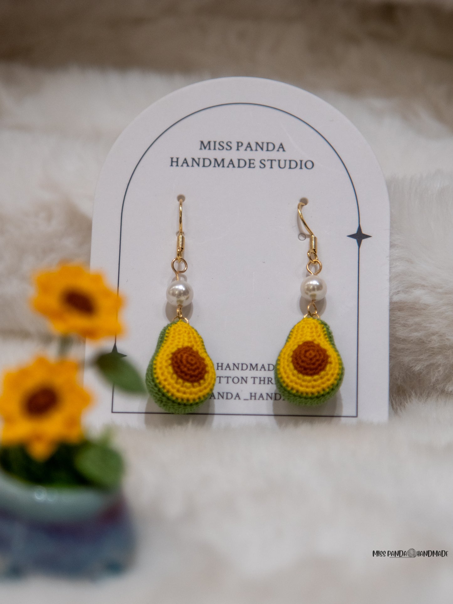 Micro Crochet Earrnigs/Avocado